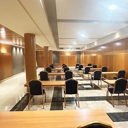 Exe Almeria Centro Екстер'єр фото