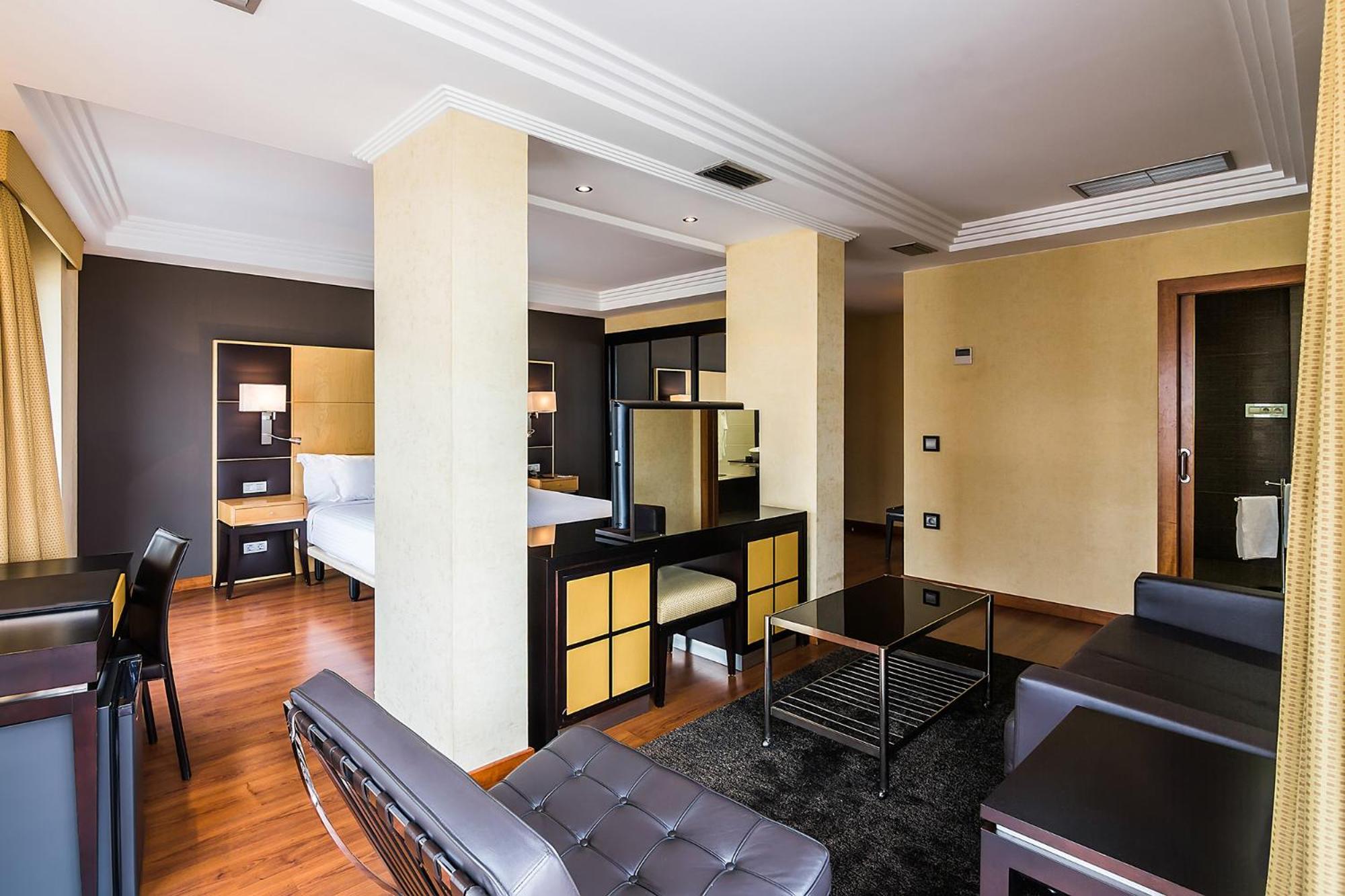 Exe Almeria Centro Екстер'єр фото