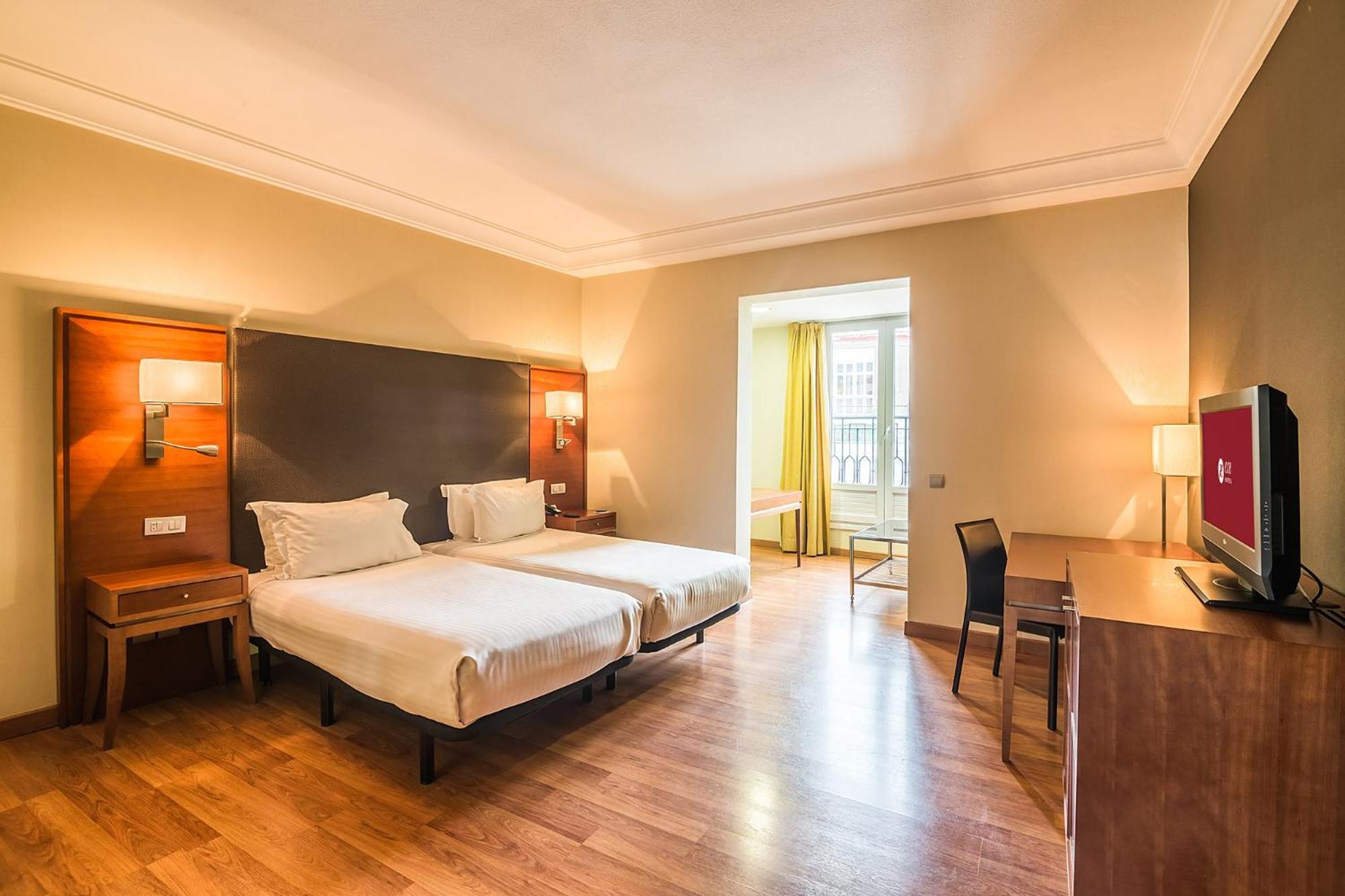 Exe Almeria Centro Екстер'єр фото